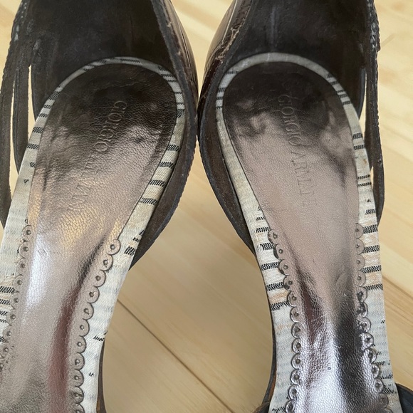 Giorgio Armani cut out leather heels - Picture 3 of 11